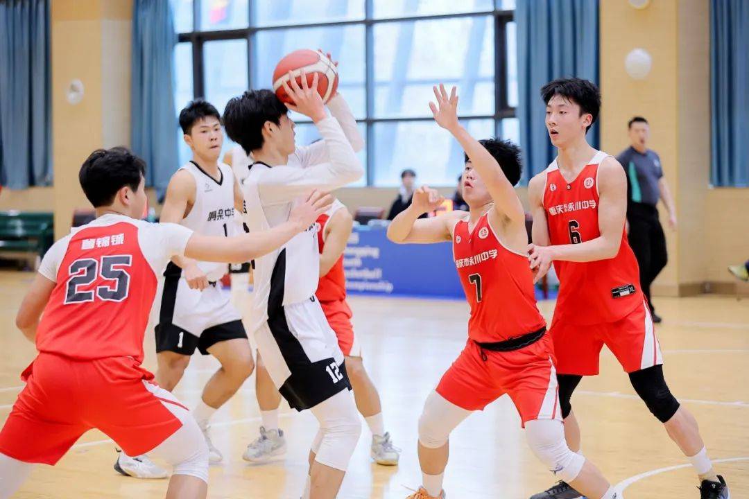 包含国家级青少年篮球训练中心在多地落成，提升行业硬实力的词条